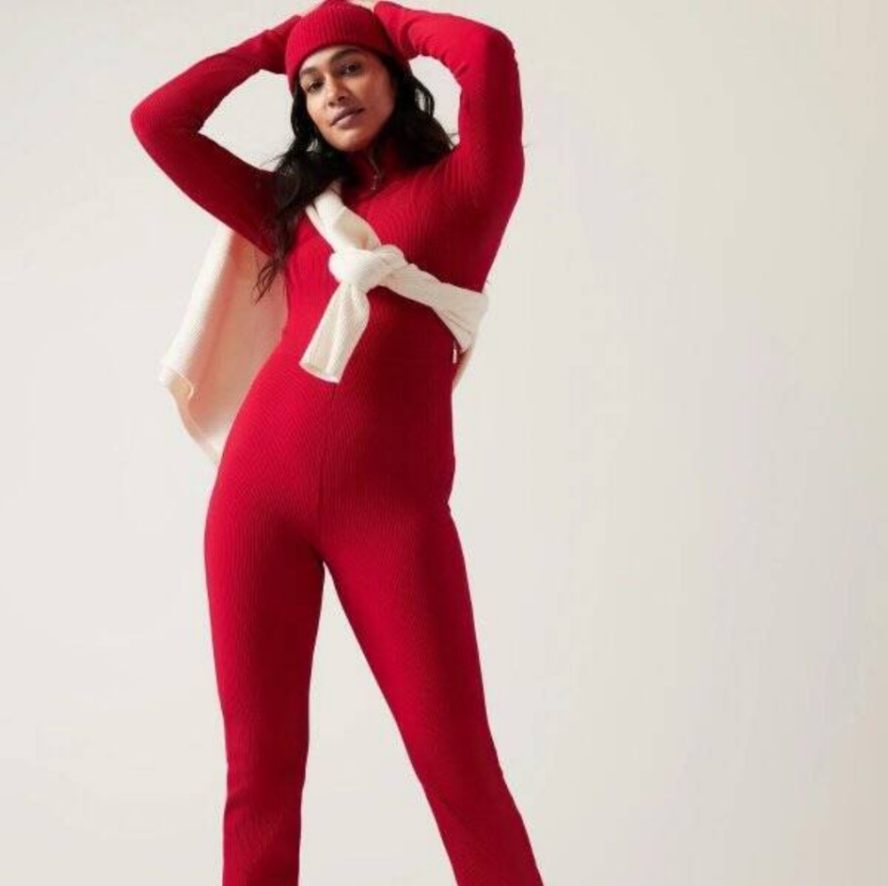 Gorgeous Alicia Keys Athleta Goddess Bodysuit